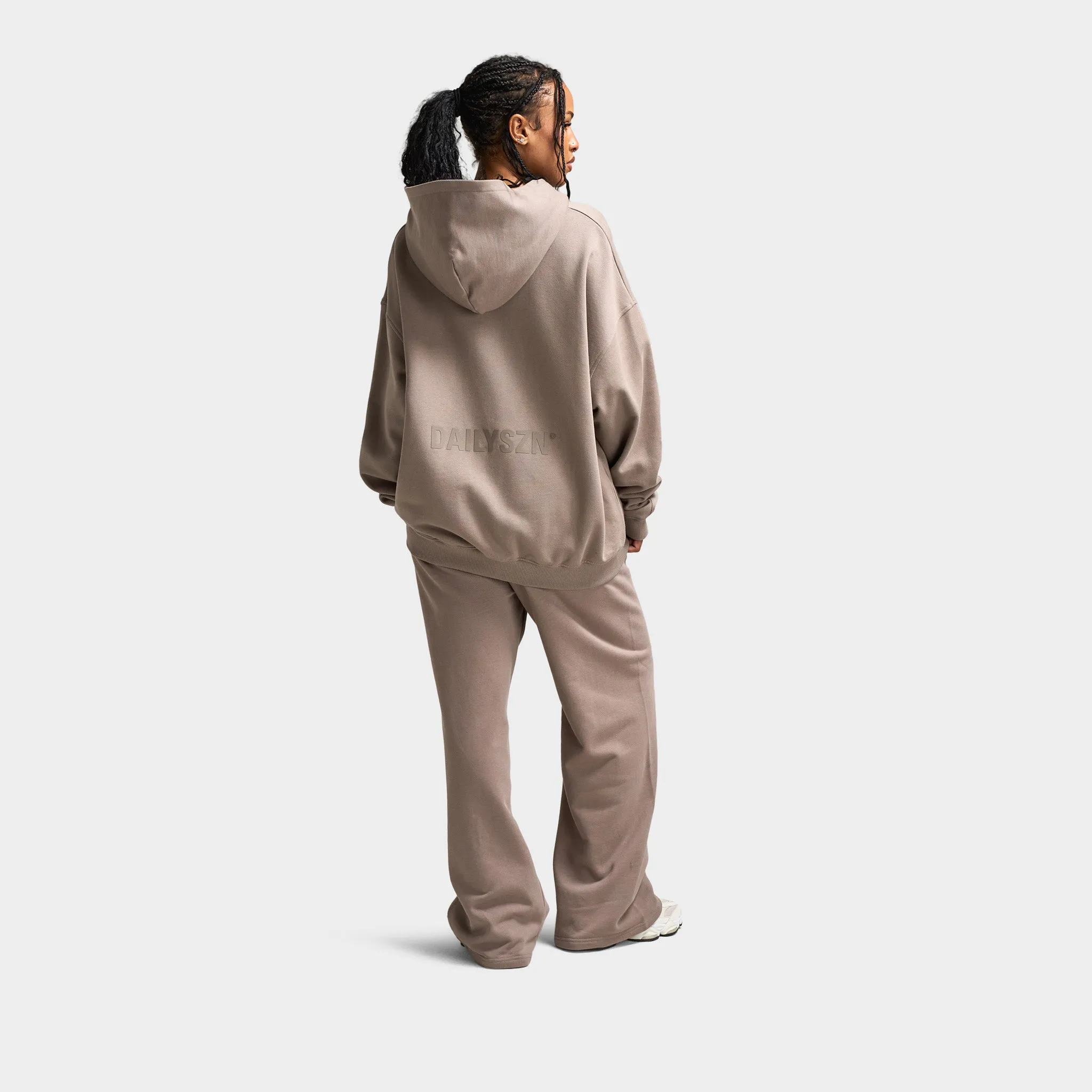 DAILYSZN Women's Full-Zip Hoodie / Dolphin