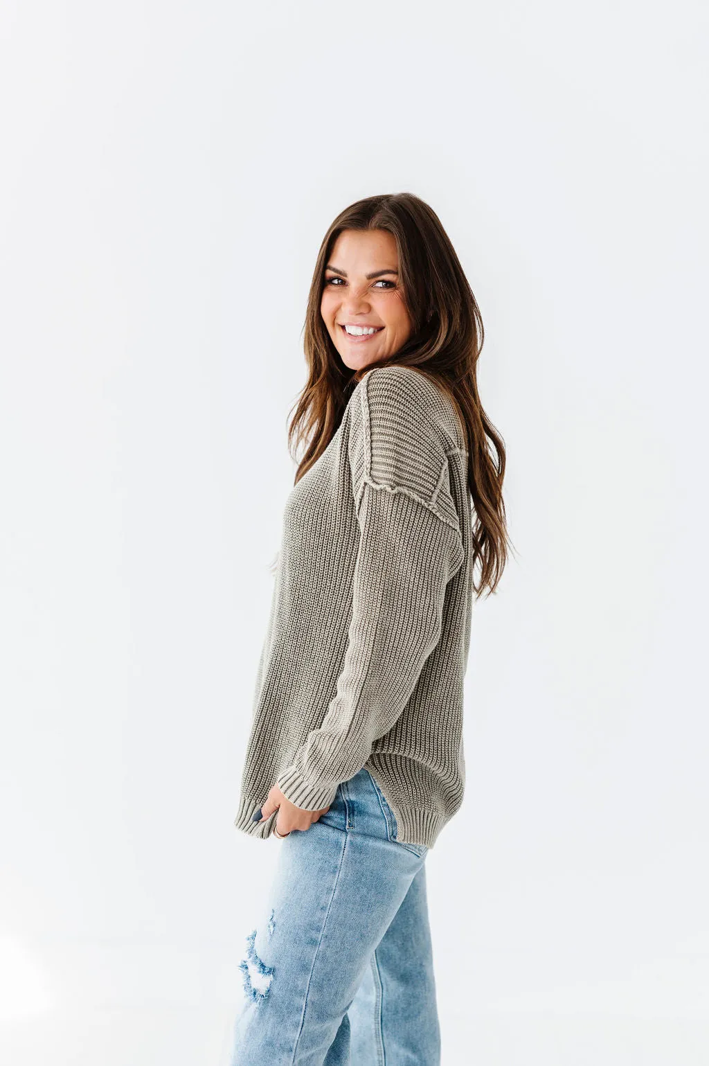 Indy Pullover Sweater in Olive