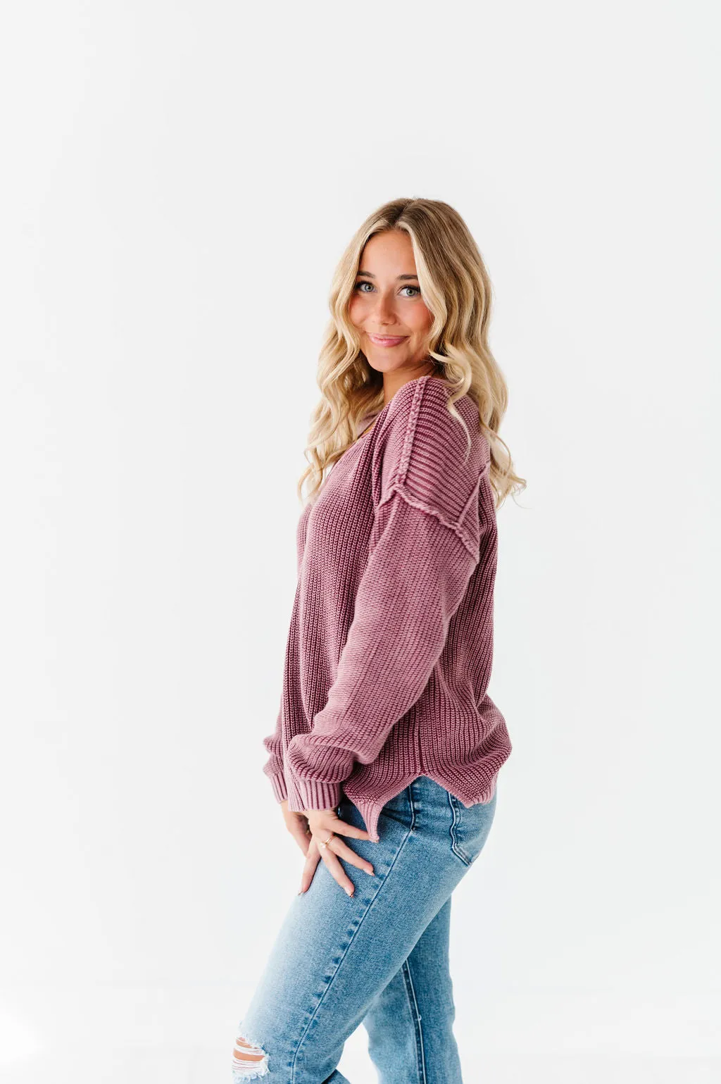 Indy Pullover Sweater in Violet