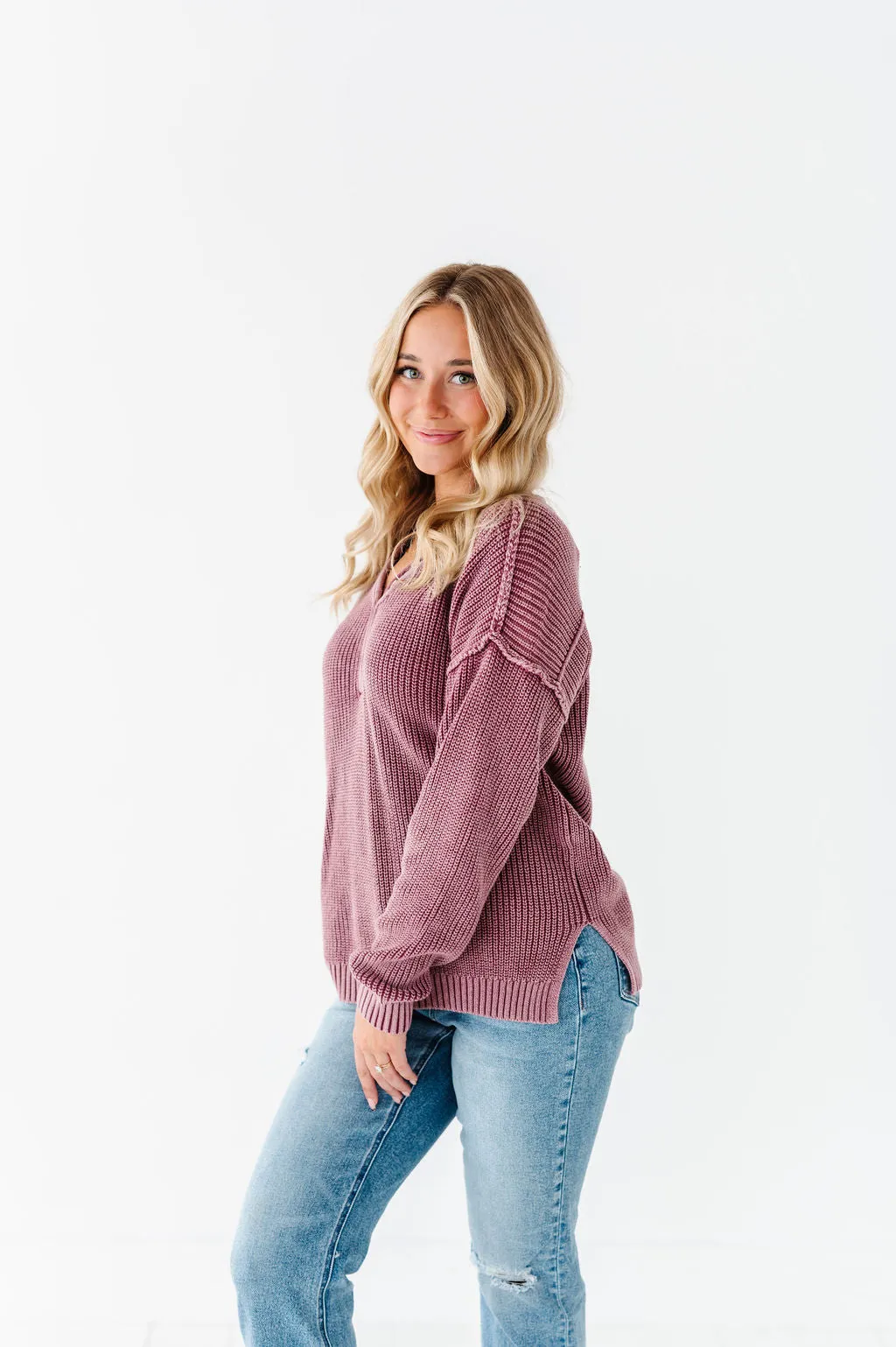 Indy Pullover Sweater in Violet