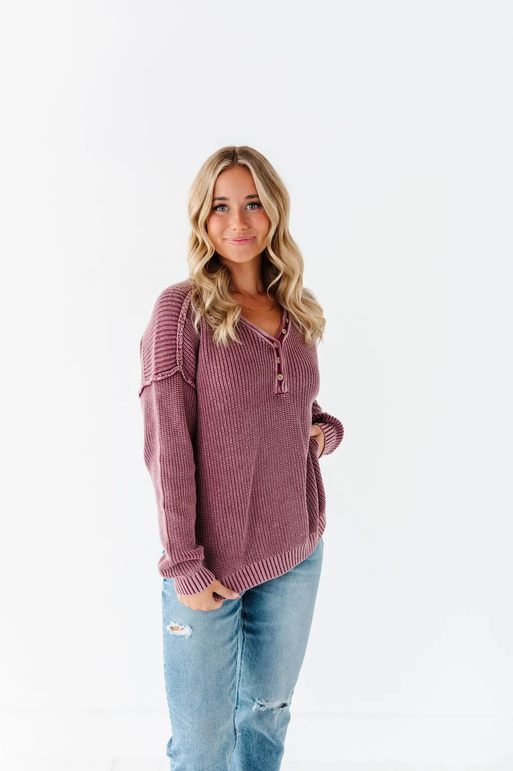 Indy Pullover Sweater in Violet