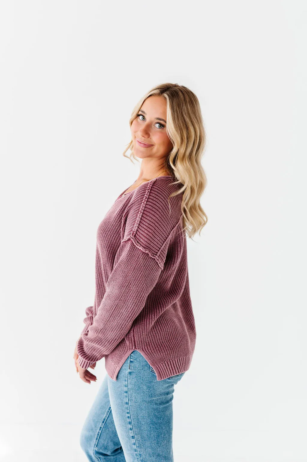 Indy Pullover Sweater in Violet