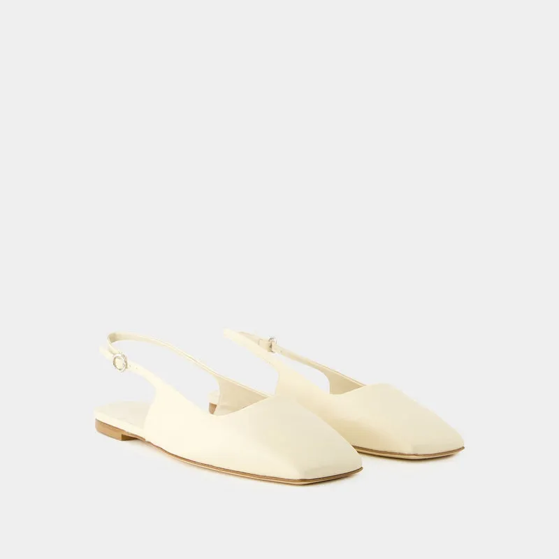 Liya Sandals - Aeyde - Leather - Beige