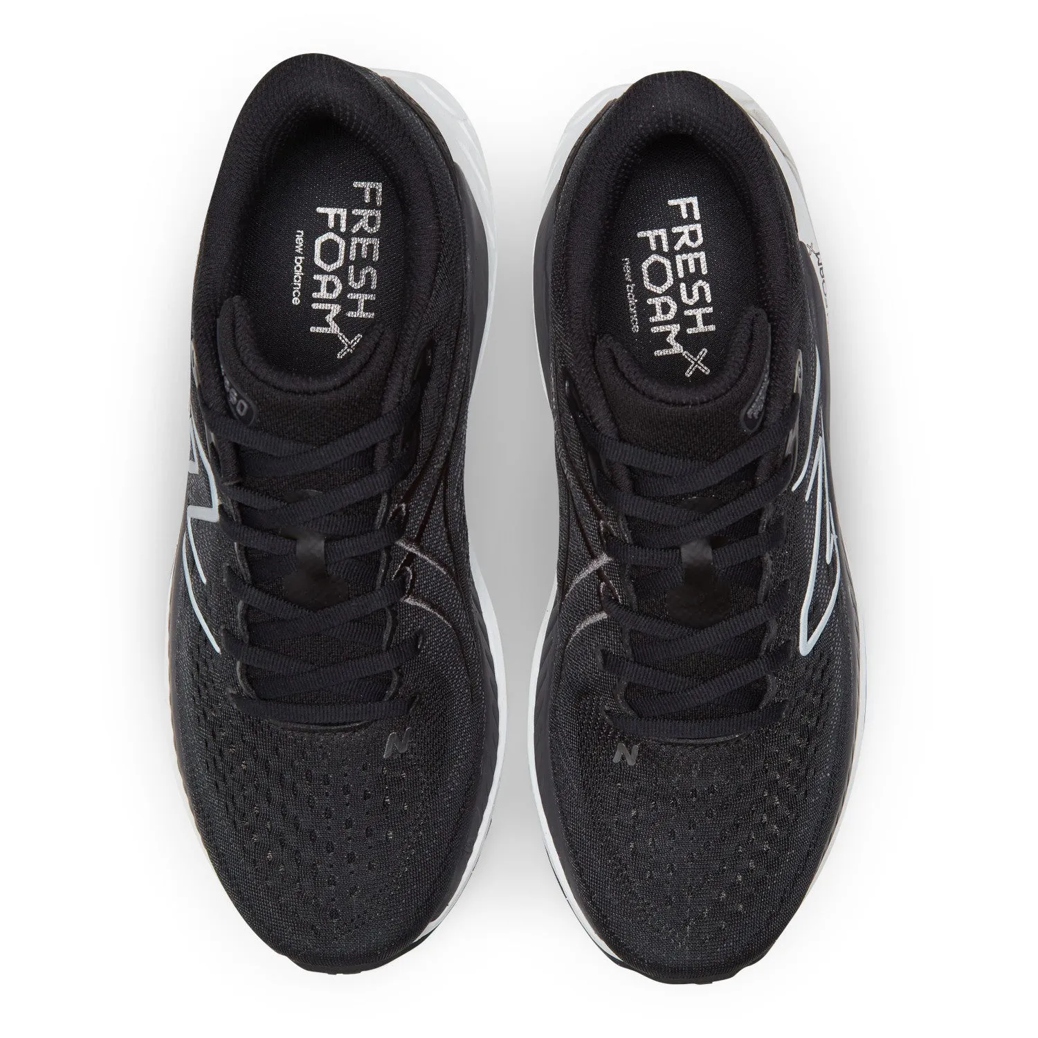 Men's New Balance Fresh Foam X 880v13 Color: Black with White & Magnet