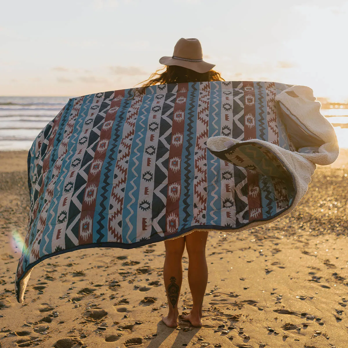 Nomadic Recycled Sherpa Blanket - Multi Geo Stripe Coral