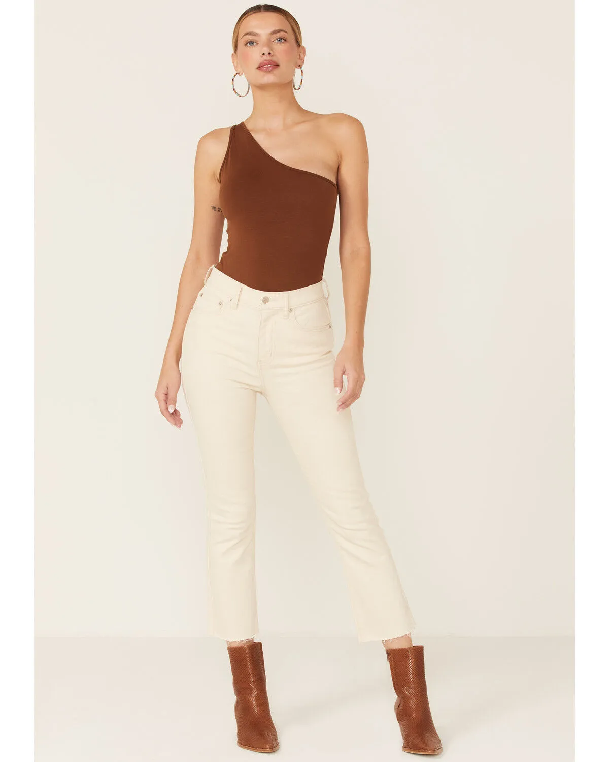 Product Name:  Daze Women's Shy Girl High Rise Ivory Crop Flare Jeans