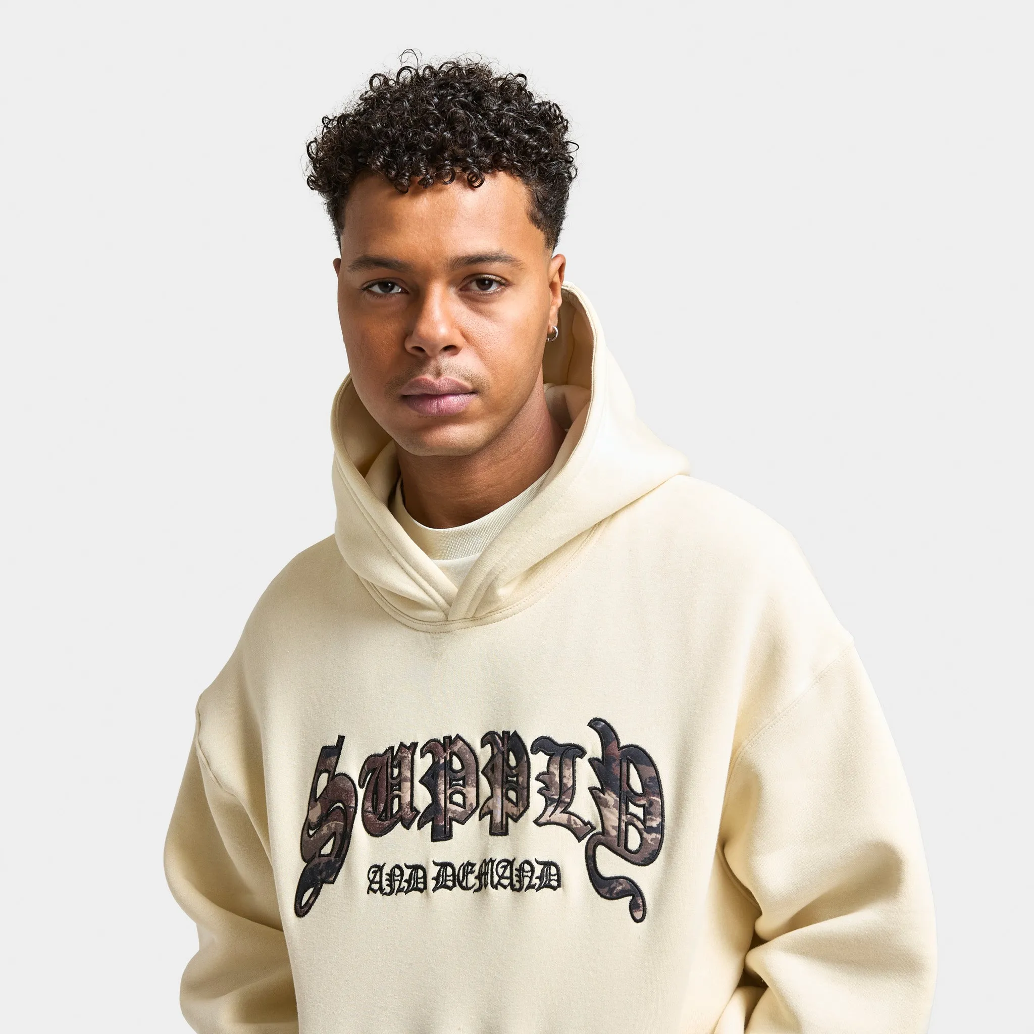 Supply & Demand Hamlin Hoodie / White Asparagus