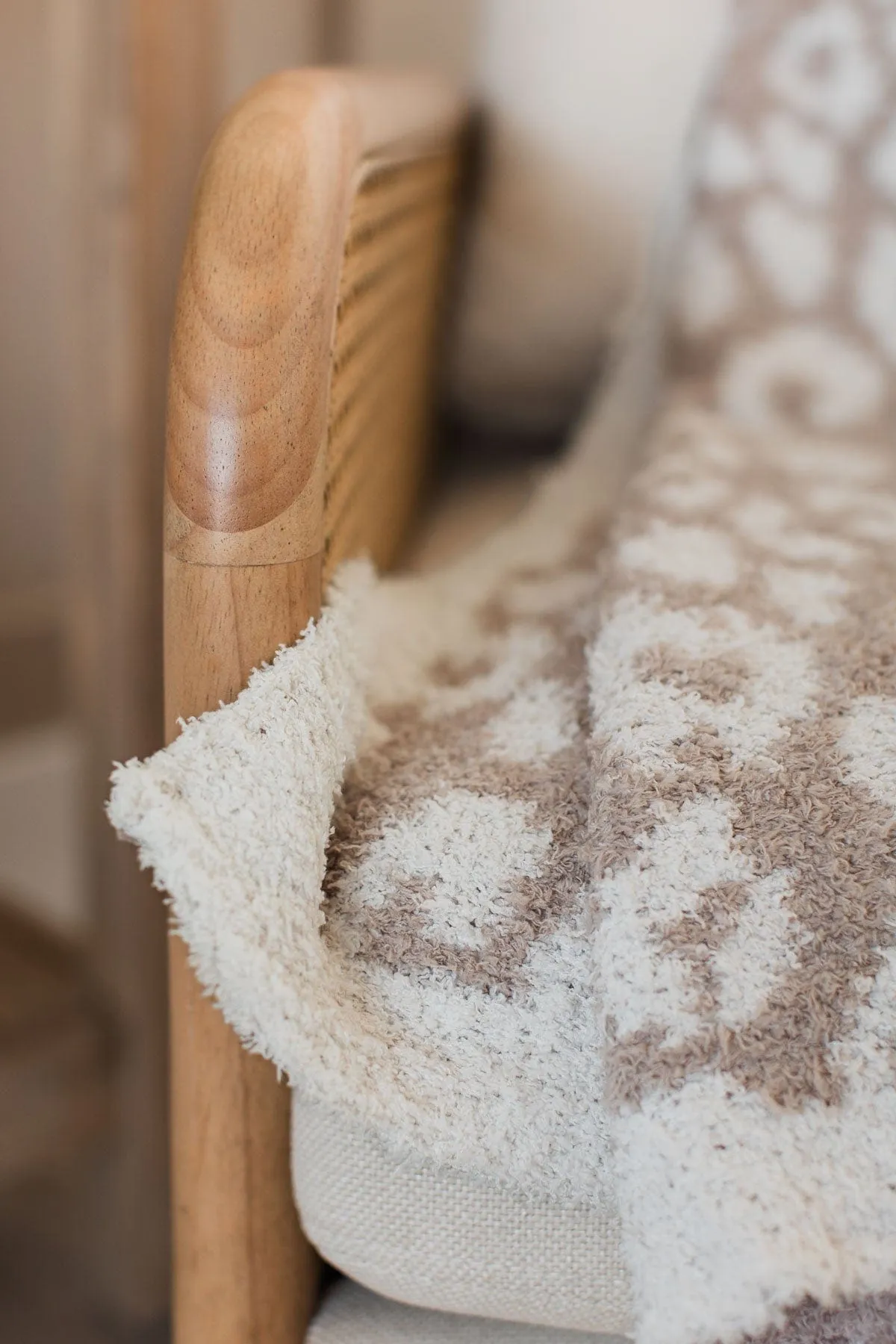 Taupe Leopard Plush Knit Blanket